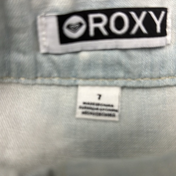 Retro Lightwash Roxy Tiered Mini Skirt BNWOT - Picture 3 of 8